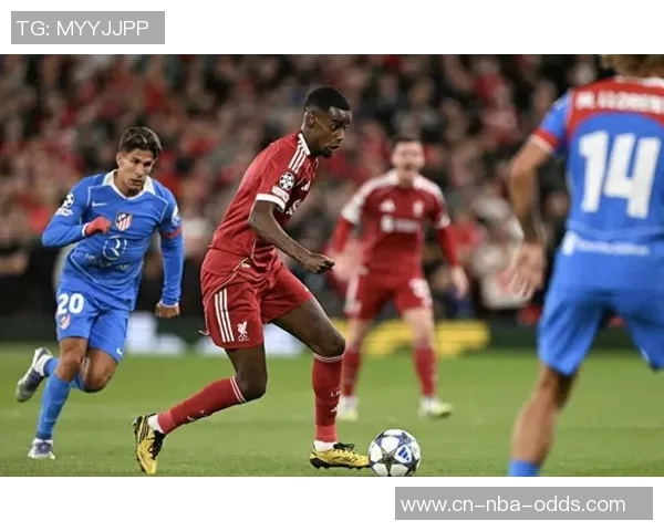 利物浦与国际米兰激战正酣谁能在欧冠赛场上笑到最后